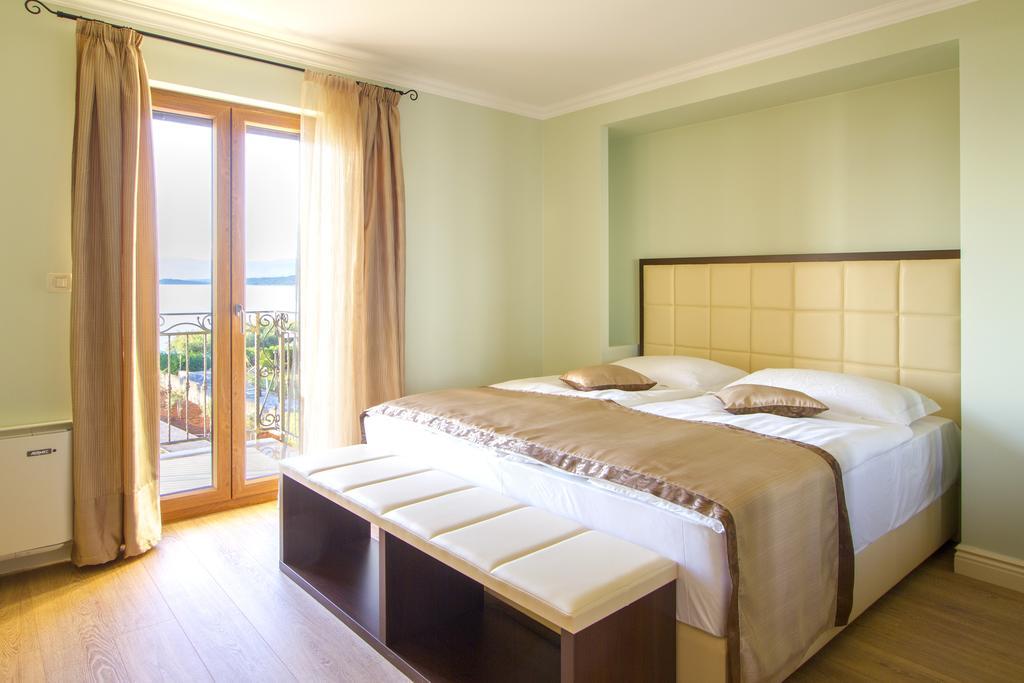 Luxury Apartments Villa Matea Malinska Habitación foto