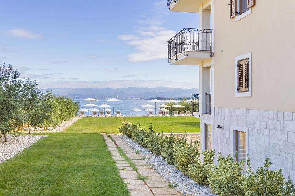Luxury Apartments Villa Matea Malinska Exterior foto
